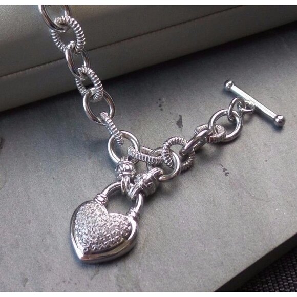 UDINE UD Diamond Heart Charm Bracelet (1/4 ct. t.w.) 925 Sterling Silver - Picture 5 of 7